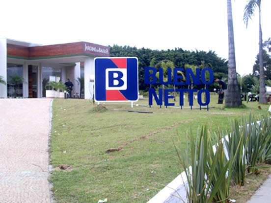 Letra Caixa e Logotipo - Bueno Neto