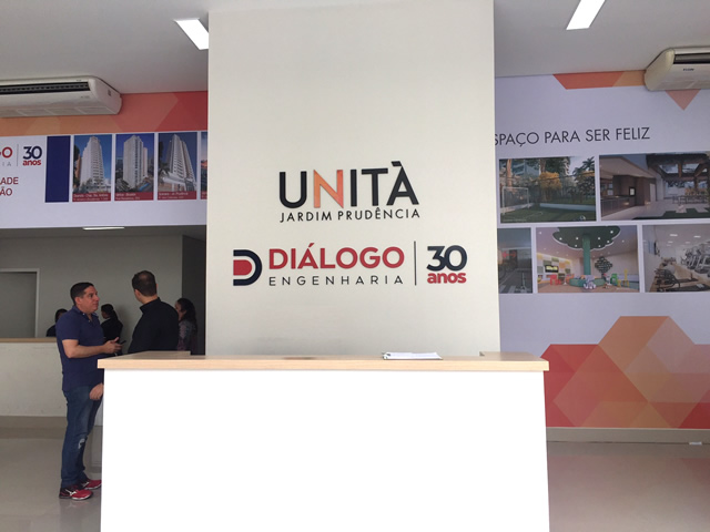 Letra Caixa Unità